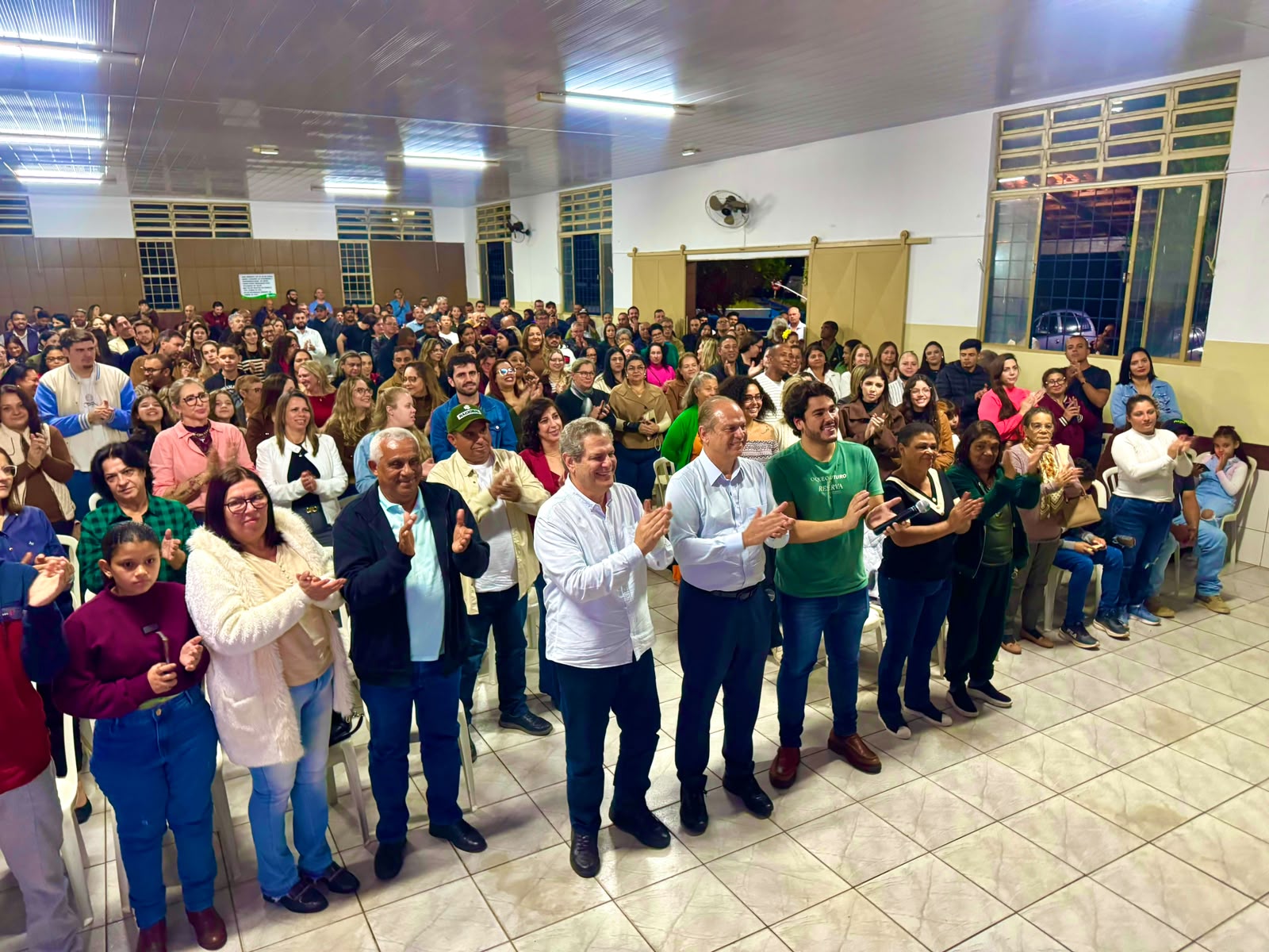 Luiz Neto reúne mais de 400 lideranças em encontro com Silvio Barros e Ricardo Barros em Maringá