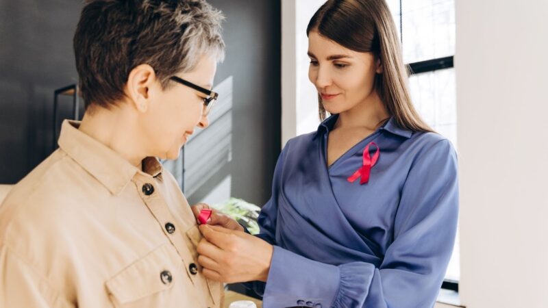 Como retomar o trabalho com equilíbrio após o câncer de mama