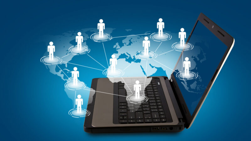 Plataformas de gestão integram matriz e unidades escolares