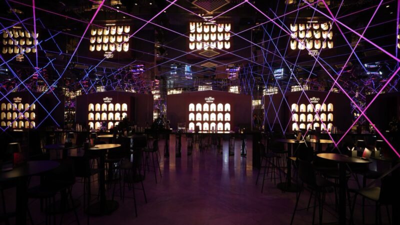 Coffee Party em Curitiba: Boticário leva Coffee Addictive para o centro da vida noturna com festas exclusivas por todo o Brasil