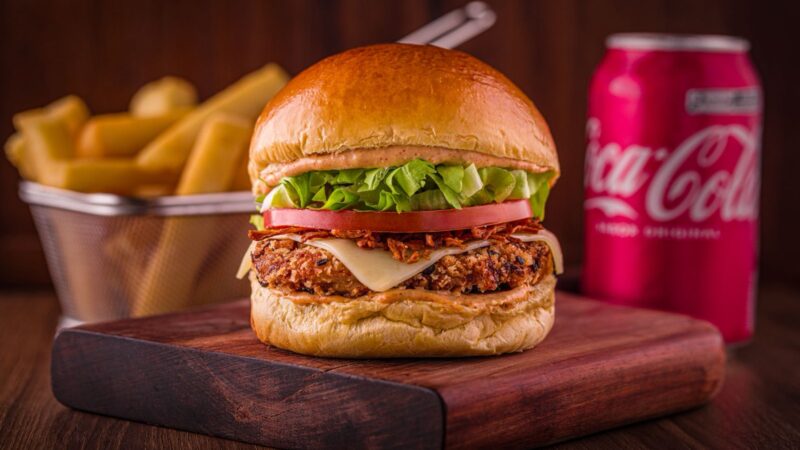Madalosso lança o sanduíche Roma Crispy nas unidades Express