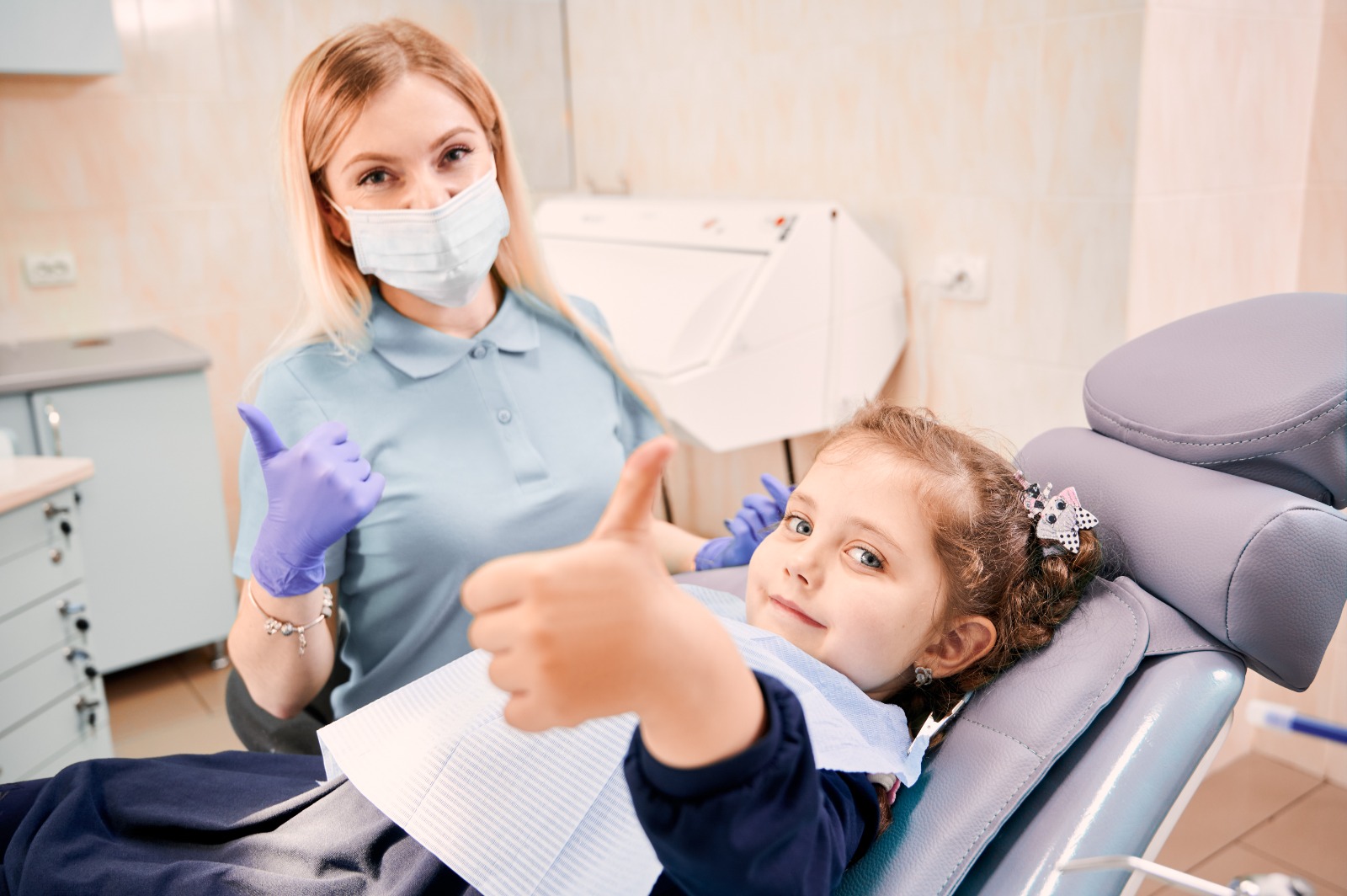 UniCuritiba abre vagas para atendimento odontológico infantil e PcD