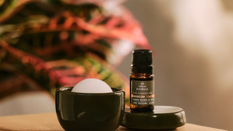 Perfumação Funcional: Natura Bothânica responde à epidemia da exaustão com aromaterapia