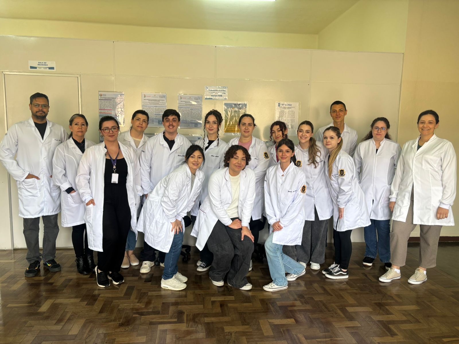 UniCuritiba leva estágio de Psicologia a hospital psiquiátrico pela primeira vez