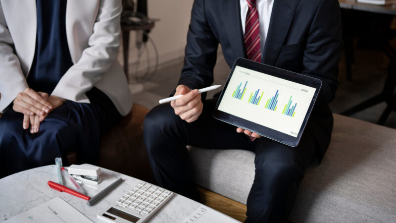 FC Invest auxilia clientes a investir em renda fixa