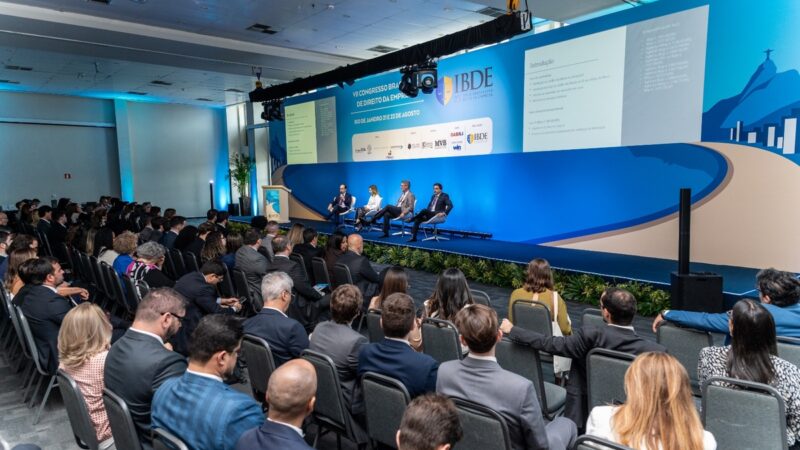 Endividamento das empresas pauta congresso do IBDE no Rio