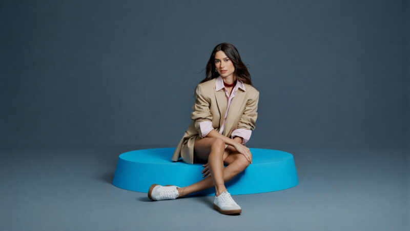 Thaila Ayala estreia nova coleção feminina da Pegada