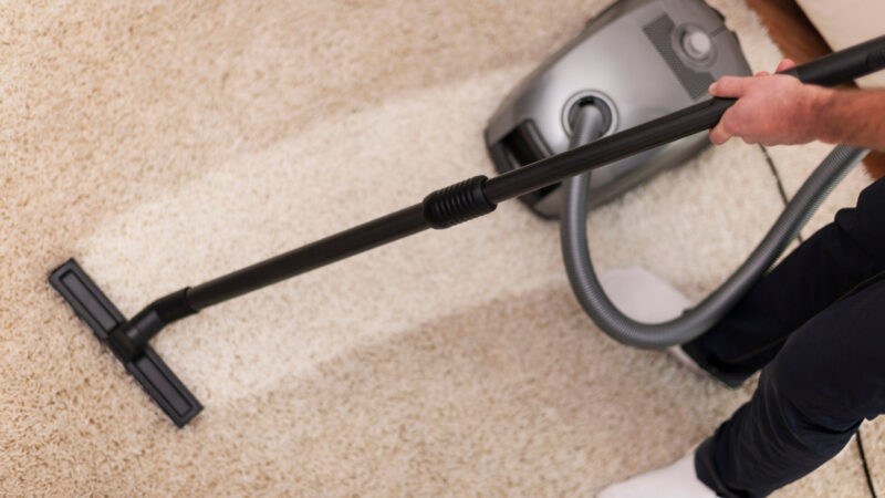 Limpeza de carpetes pode reduzir riscos para alérgicos