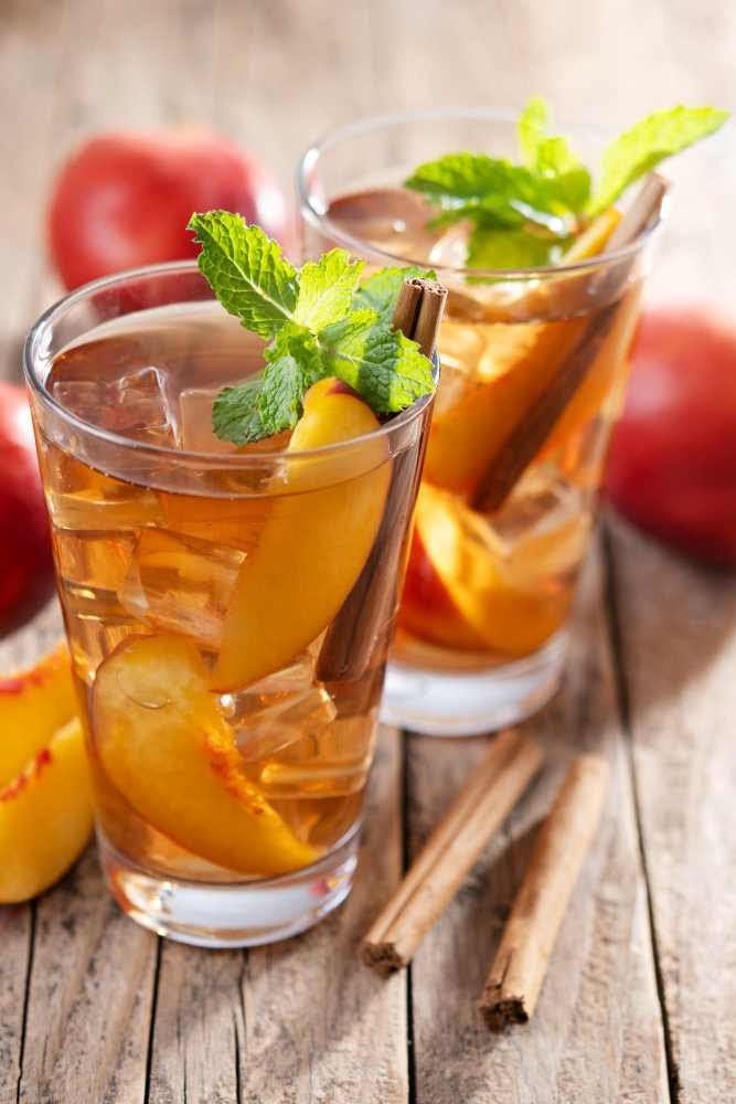 4 drinks sem álcool para curtir o verão e ainda cuidar da saúde