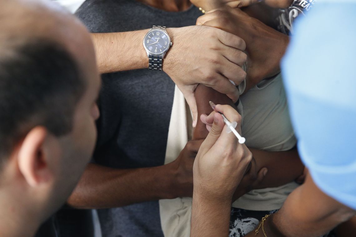 Autoridades sanitárias do Rio entram em alerta por surto de sarampo