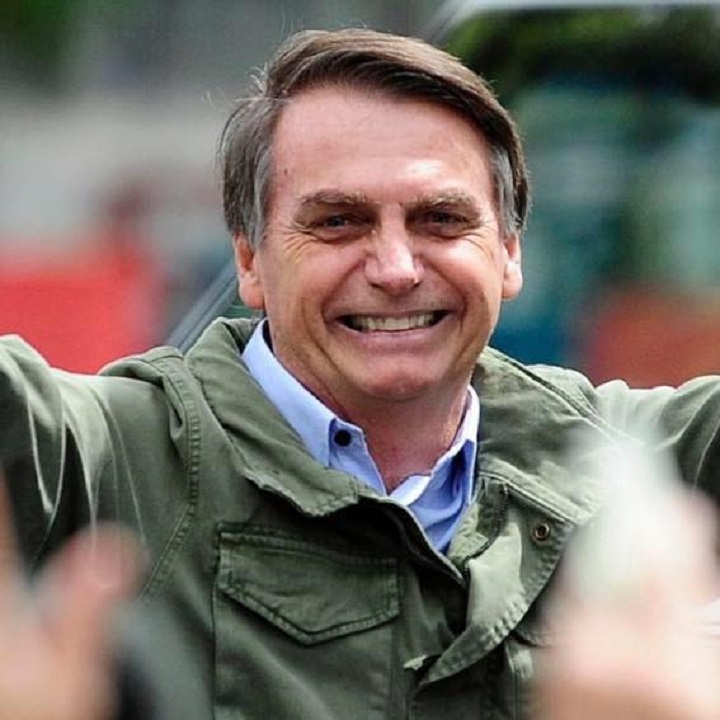 Bolsonaro quer que Brasil seja paraíso turístico, mas não para de insultar todo mundo, diz Washington Post