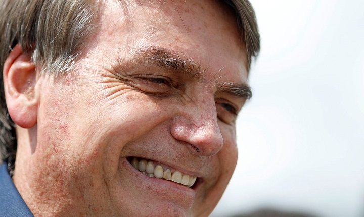 Bolsonaro entra nas campanhas municipais e defende voto em Russomanno e Crivella