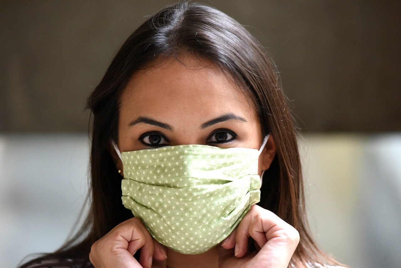 Pesquisa da UEL comprova: máscaras de algodão e sarja são mais eficazes contra coronavírus