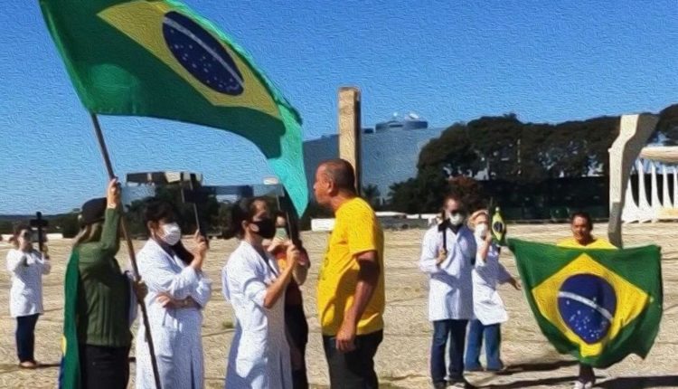 Profissionais de saúde são atacados nesta sexta-feira (1º) em Brasília