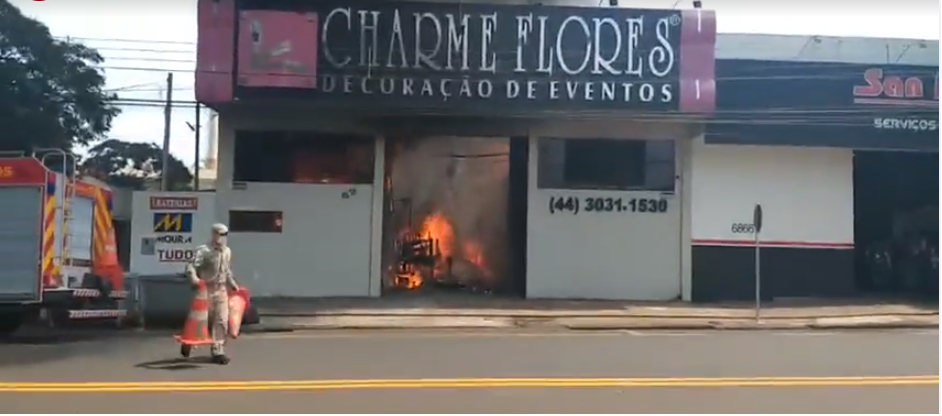 Urgente: incêndio na Charme Flores  em Maringá