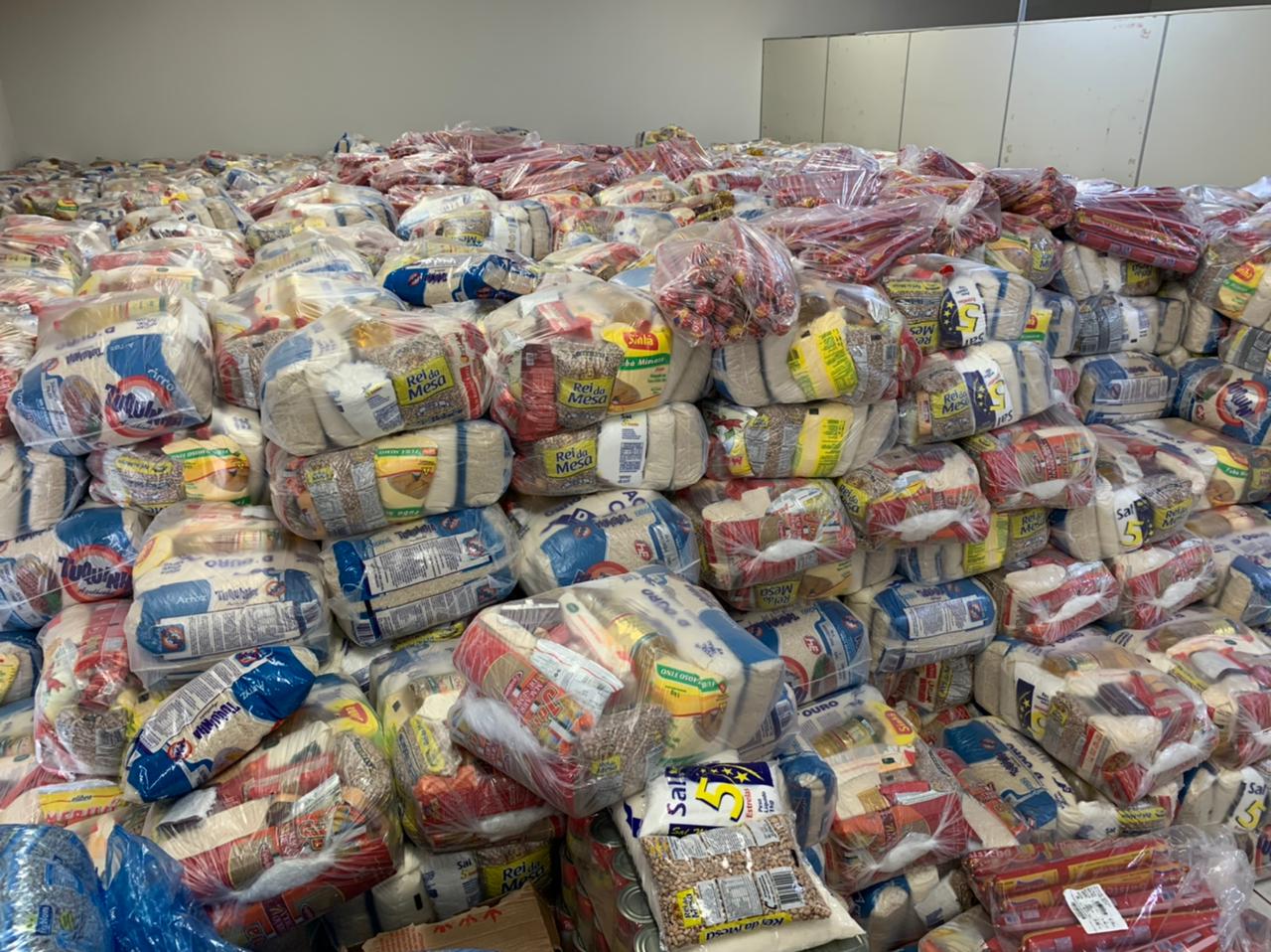 Gestão Ulisses Maia distribui 1,8 mil cestas básicas para famílias em vulnerabilidade social