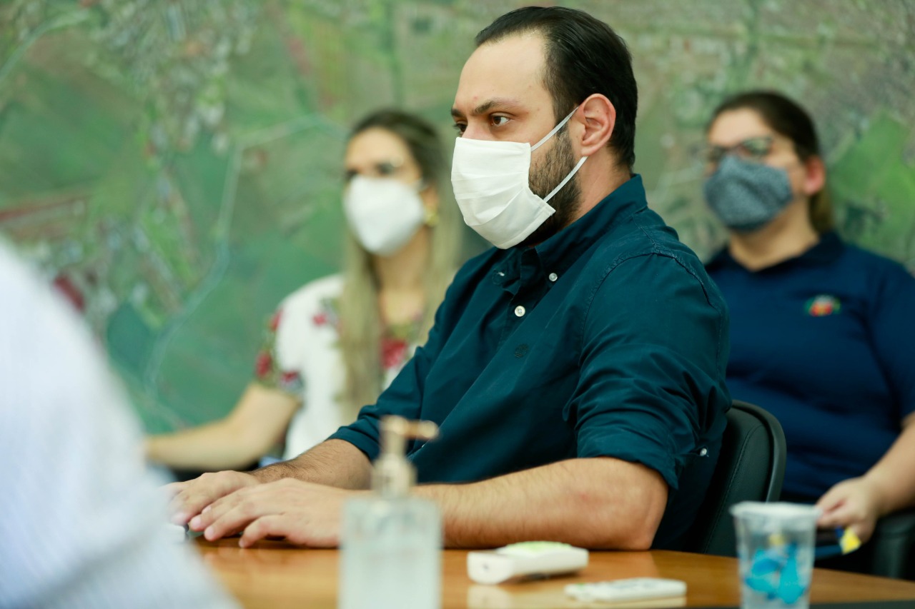 Secretário Marcelo Puzzi destaca Maringá como exemplo no enfrentamento à pandemia
