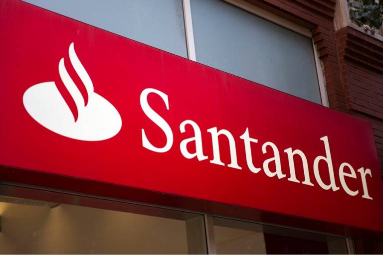 Santander seleciona projetos sociais voltados para pessoa idosa, crianças e adolescentes no Paraná