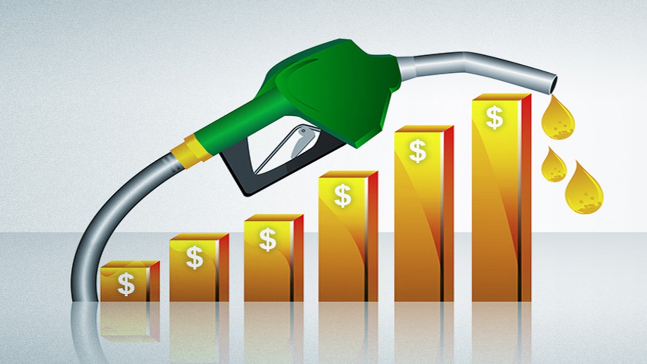 Com alta de 51% no ano, preço da gasolina deve subir ainda mais