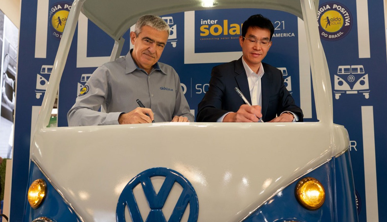 Jinko Solar fecha maior contrato de distribuição para GD com a Aldo para 2022