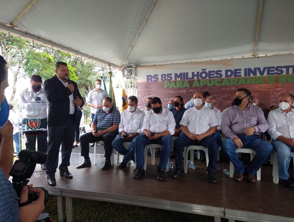 Delegado Jacovós acompanha Ratinho no anúncio de 85 milhões em investimentos para Apucarana e região