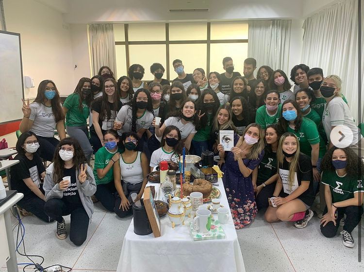 Colégio de Brasília promove clube do livro para os alunos do Ensino Médio