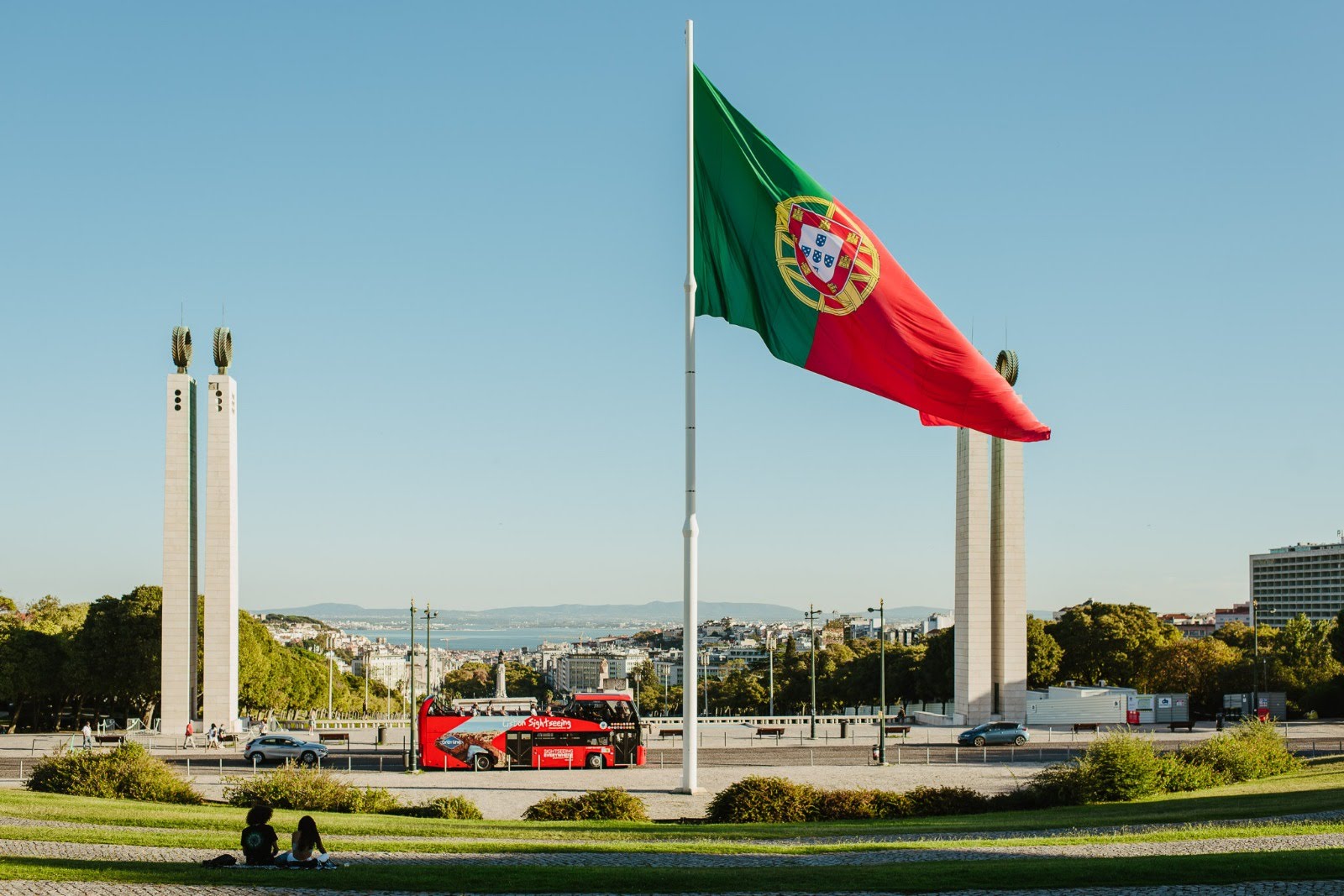 Cresce busca por cidadania portuguesa. Documentos são desafio para brasileiros