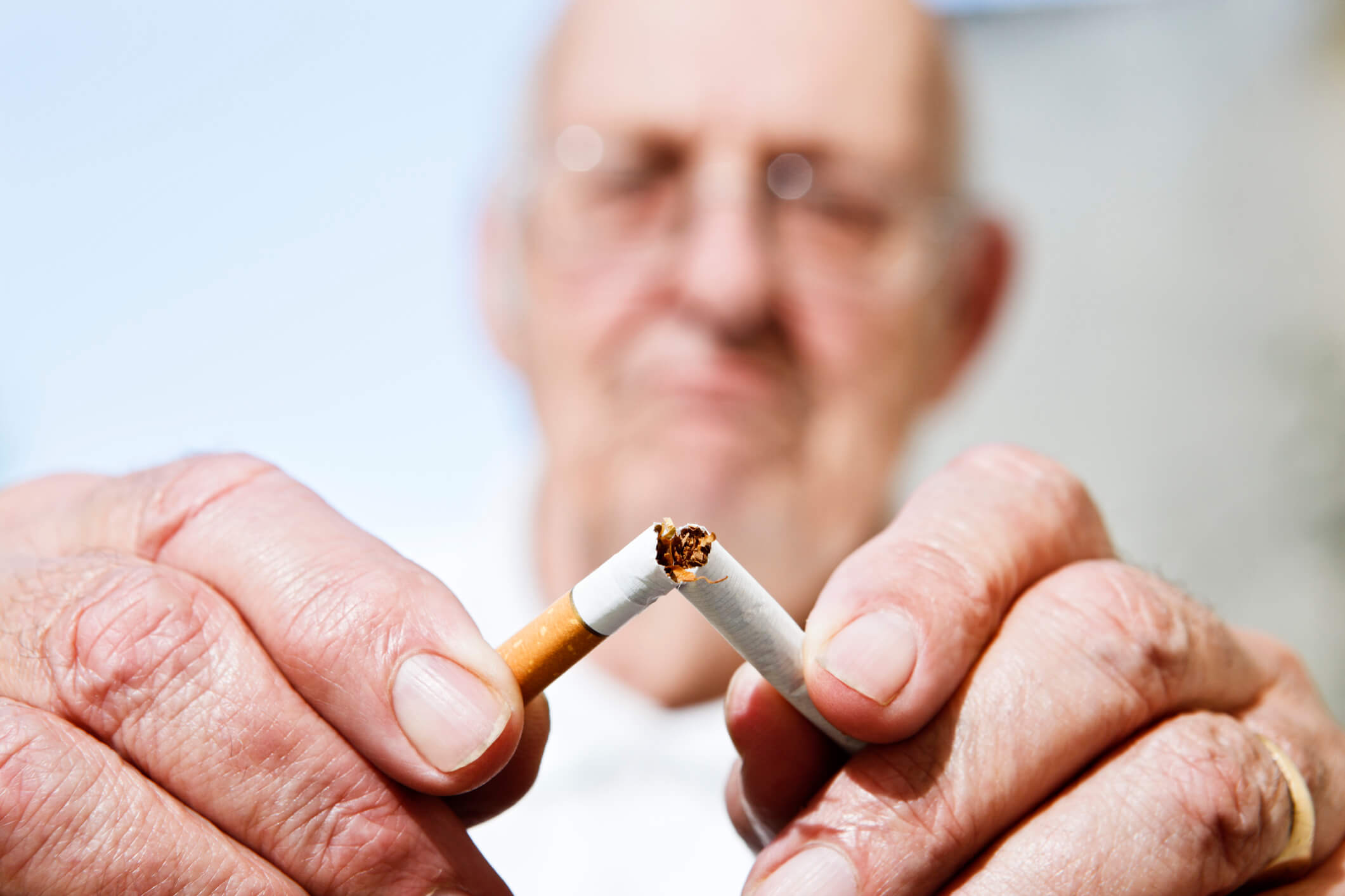 Consumo de cigarro favorece o aparecimento do câncer de pulmão