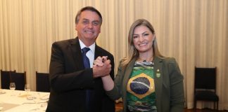 Presidente Bolsonaro e Deputada Aline Sleutjes Divulgação