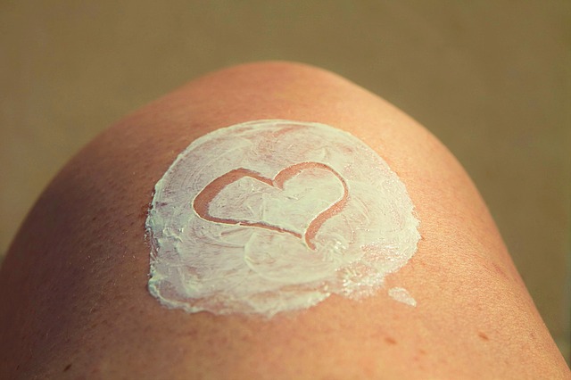 Como escolher o melhor protetor solar para cuidar da pele?
