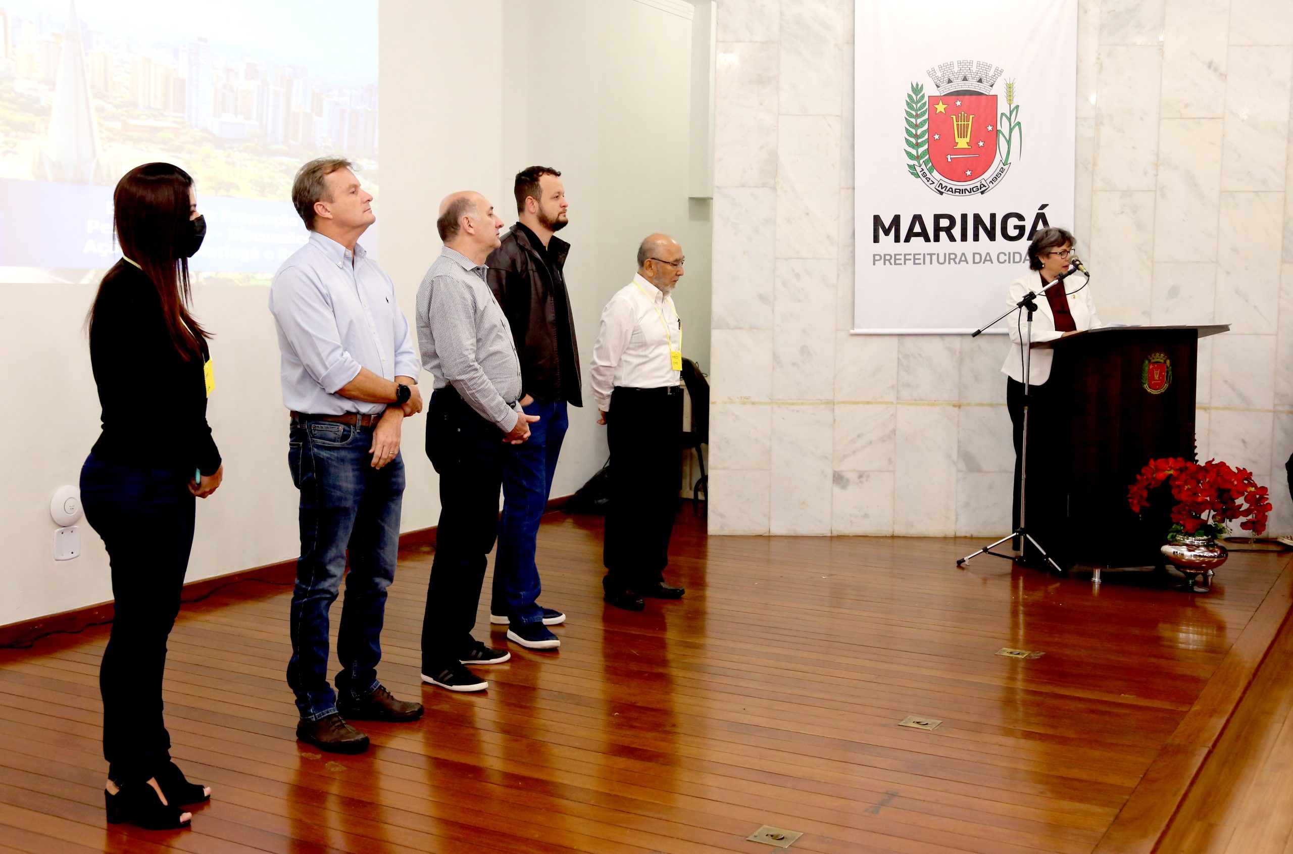 Prefeitura de Maringá reúne cidades da região para discutir ações de proteção aos idosos