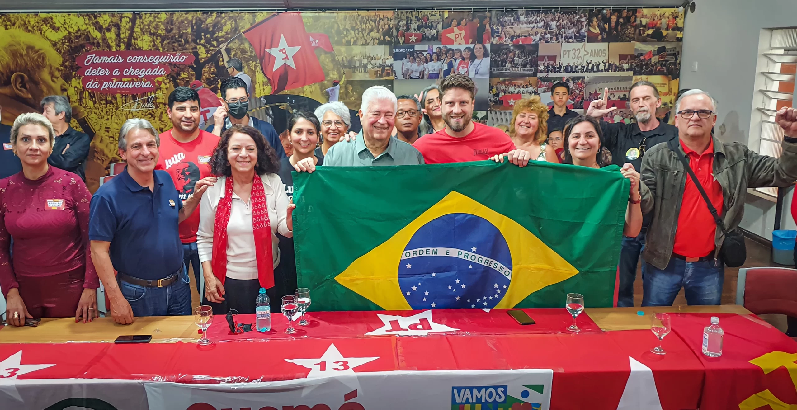 Convenção oficializa nome de Requião ao governo do Paraná