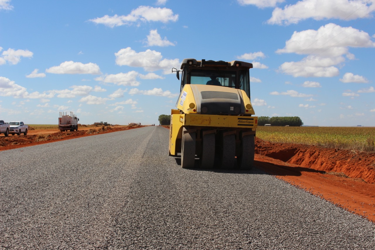 Estradas do oeste baiano ajudam no transporte de 300 mil toneladas de grãos