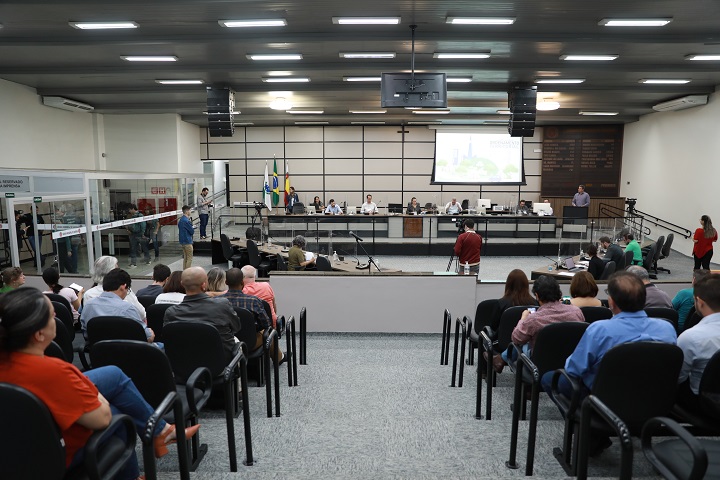 Prefeitura incentiva participação popular e realiza conferência pública sobre ordenamento territorial