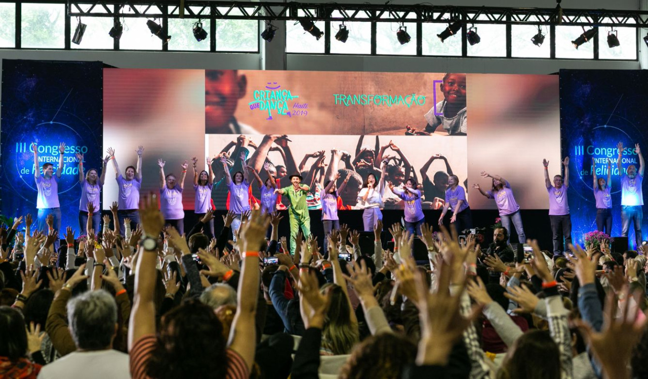 Congresso de Felicidade reúne especialistas em bem-estar e autoconhecimento