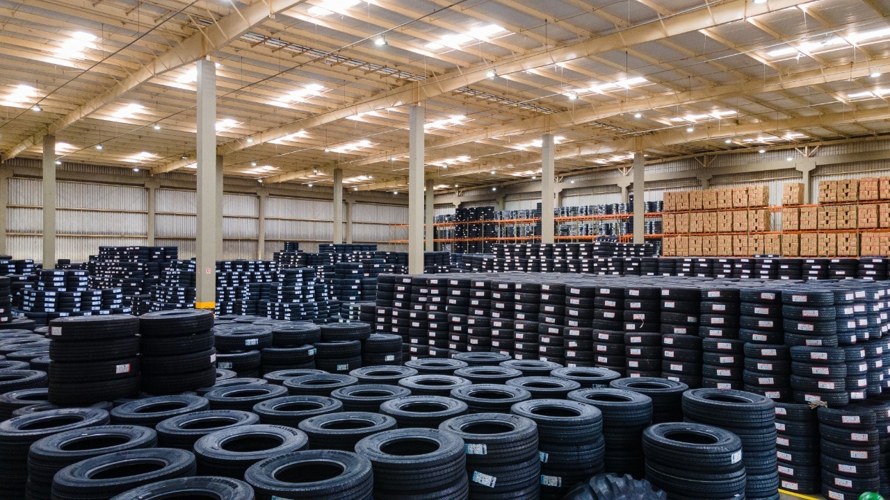 Distribuidora de pneus recebe certificado Great Place To Work