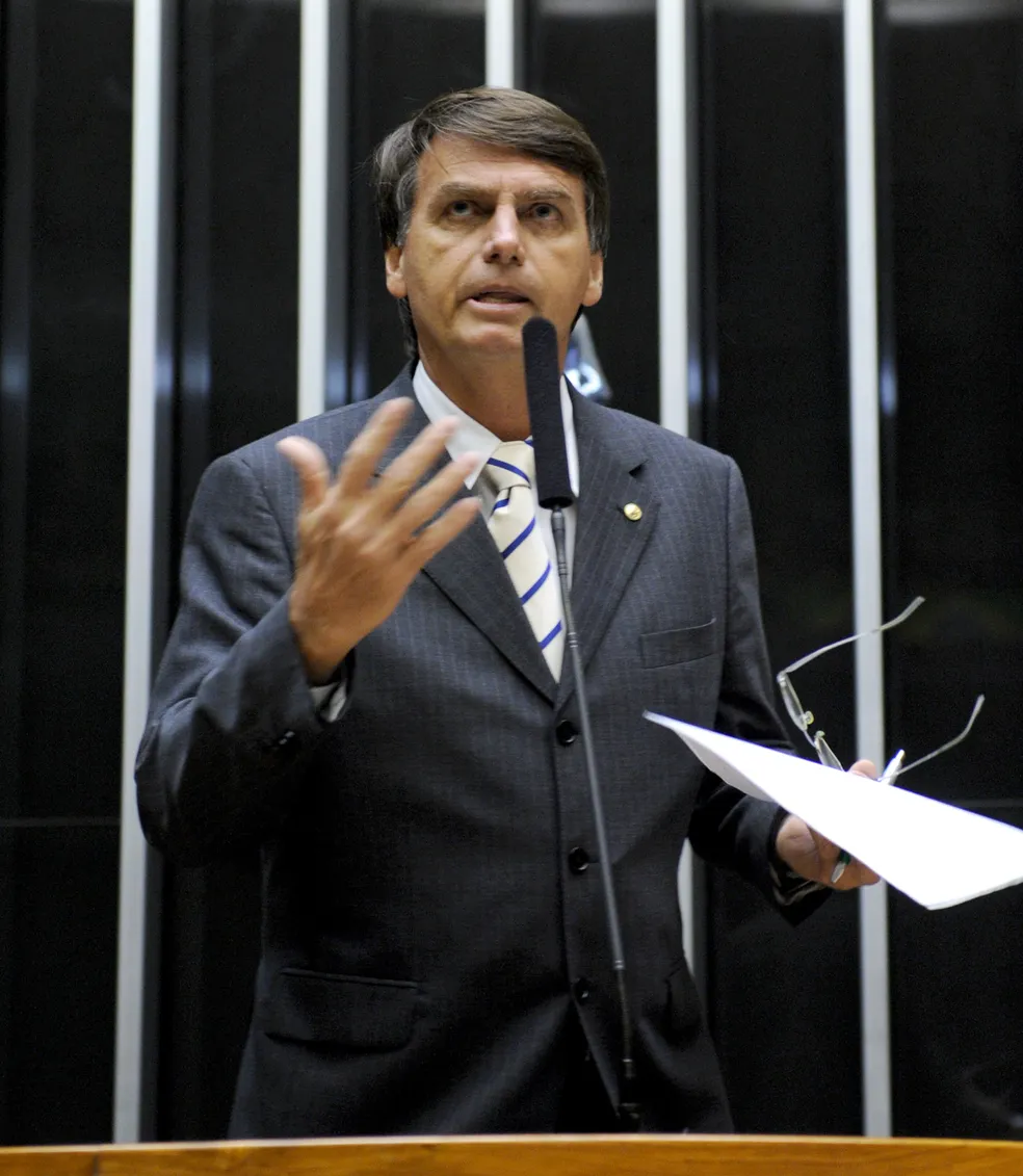 Bolsonaro já citou pílula do aborto como solução para controle da natalidade