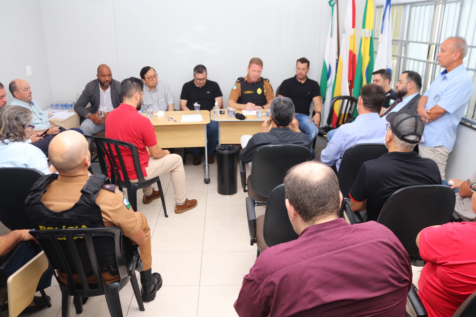 Sindicato lidera reunião com autoridades municipais, polícias e sociedade civil por mais segurança na região central de Maringá
