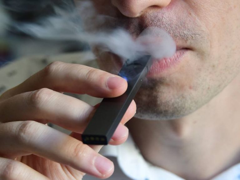 No Paraná, busca por cigarro eletrônico cresceu 180% em dois anos