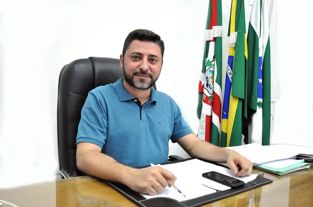 Liminar garante retorno do prefeito de  Jandaia do Sul
