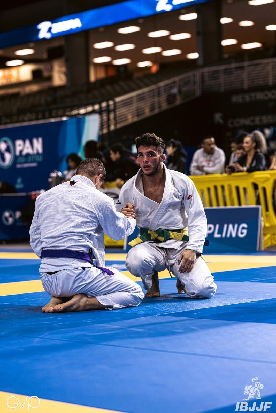 Califórnia propõe fundo de pensão para lutadores de MMA