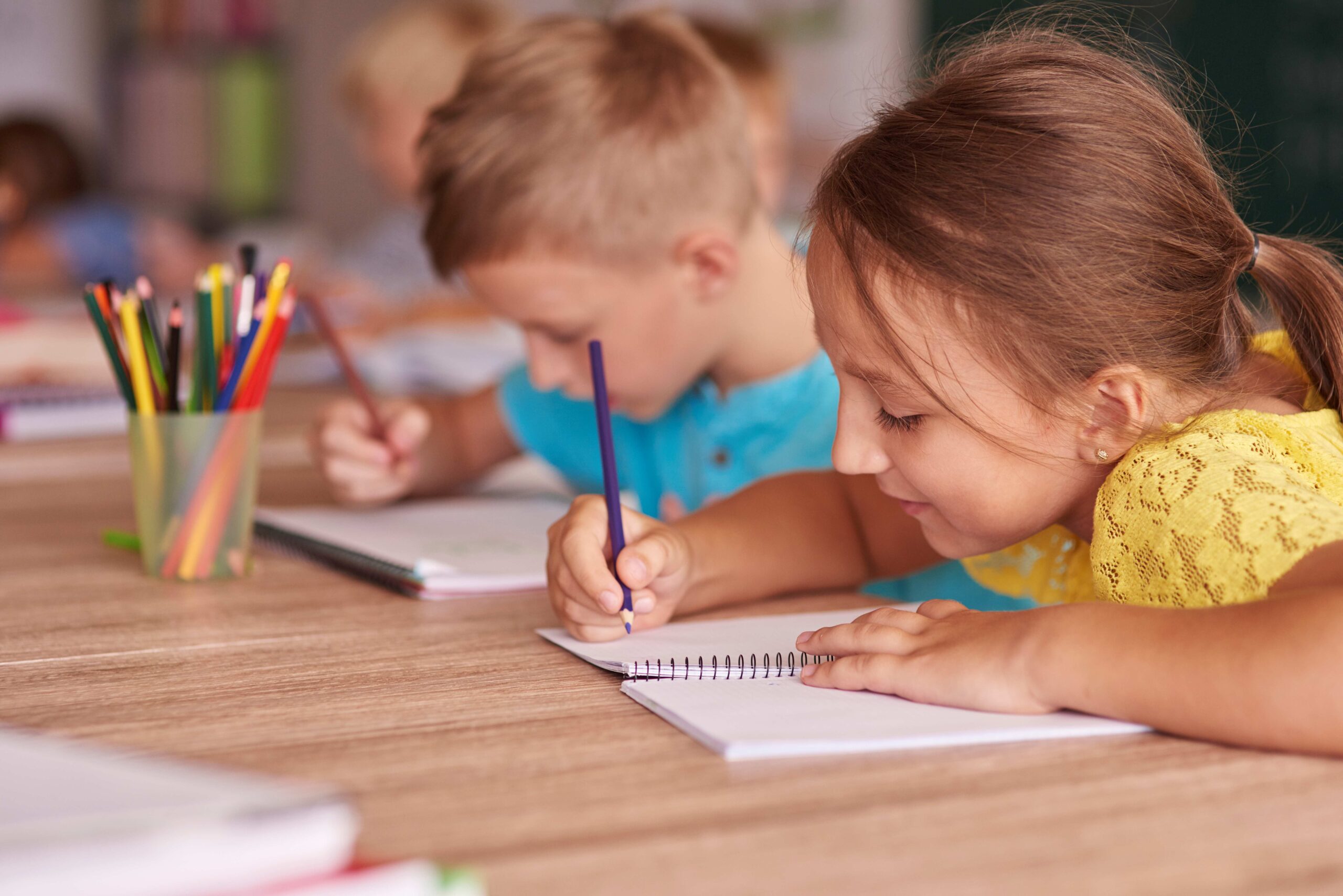 Estudar inglês durante a infância pode trazer benefícios para o futuro