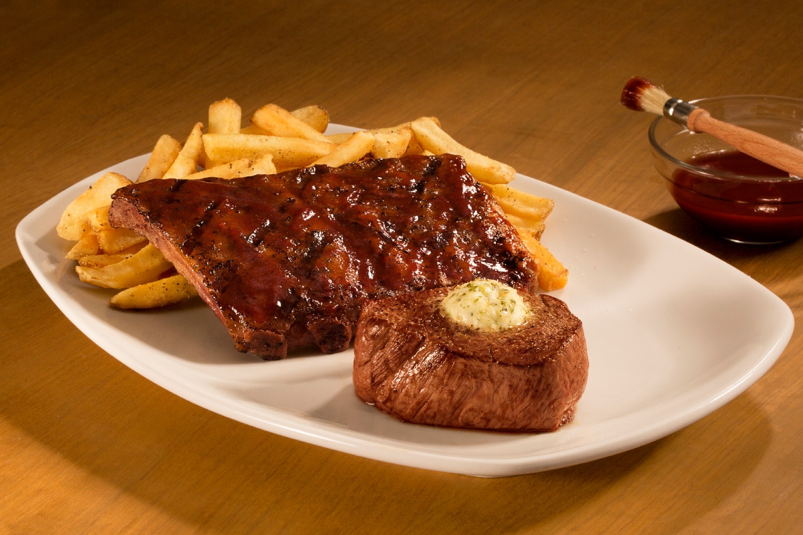 Dia dos Namorados: celebre em casa ou no restaurante