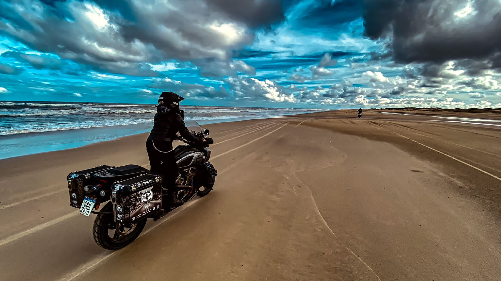 Laquila: Celebrando o Dia do Motociclista com Gratidão e Paixão