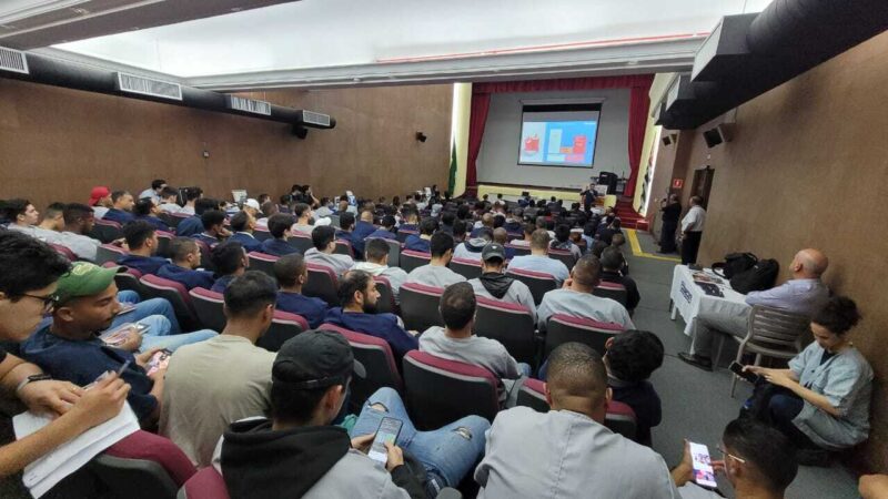 Empresa capacita mais de 20 mil profissionais na área de elétrica em 2025