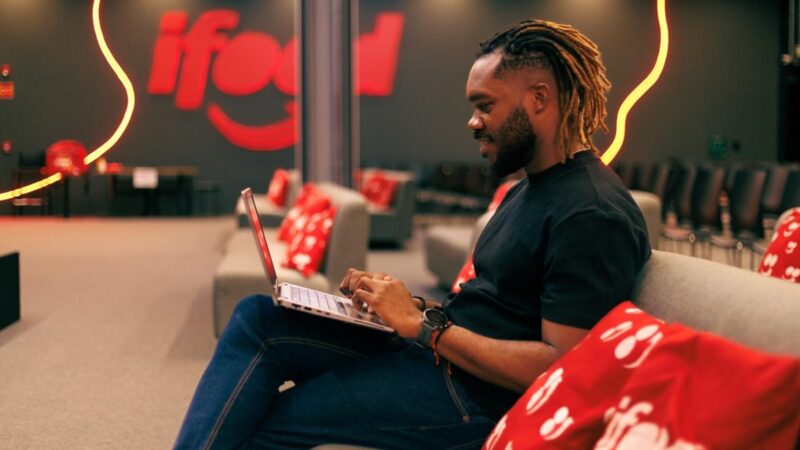 Na era da IA, iFood valoriza trabalho humano com educação