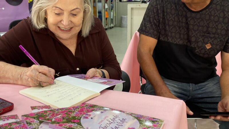 Autora Ivone Lopes lança o livro “Faculdades da Vida”