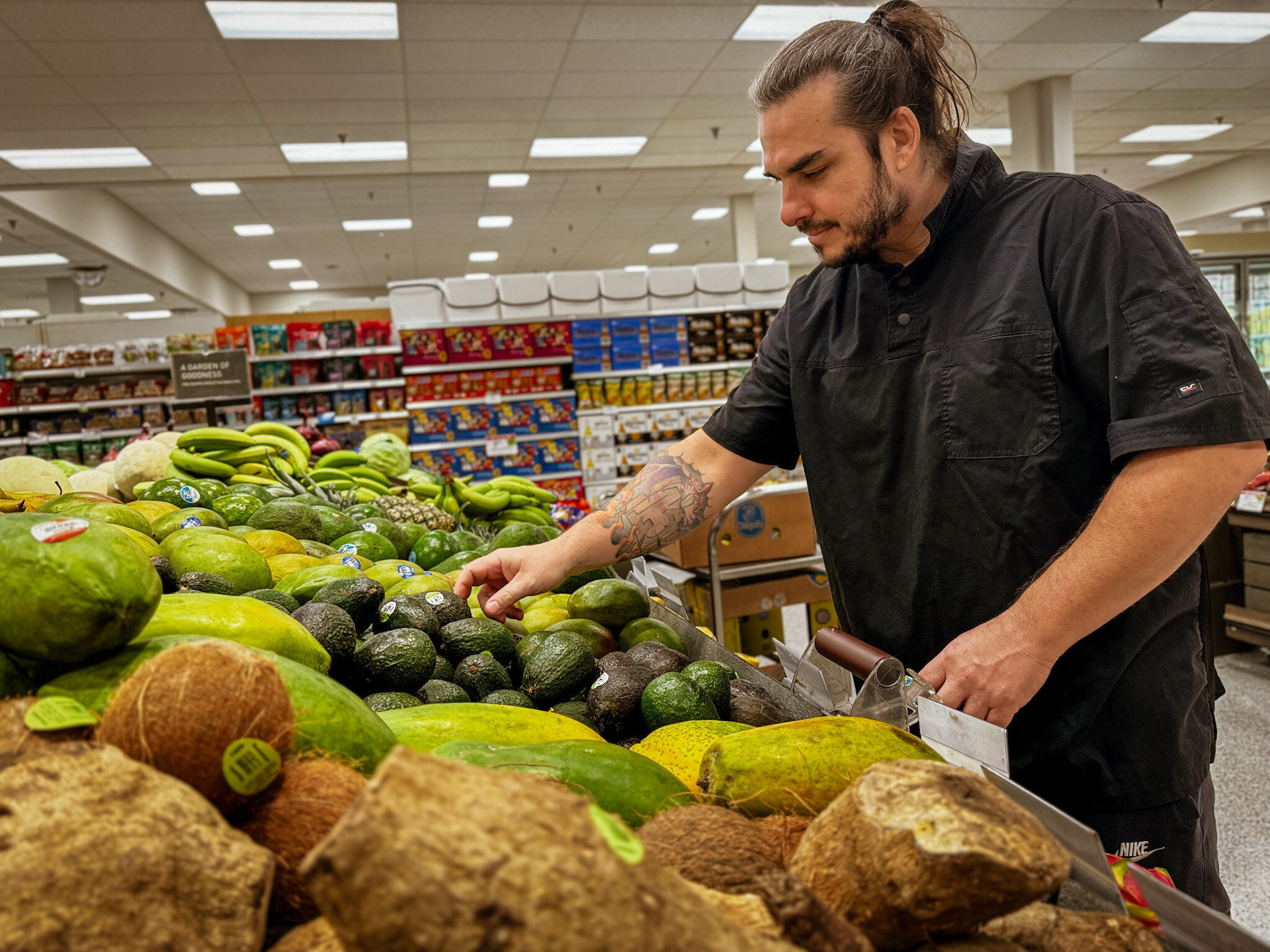 Chefs encontram variedade de ingredientes frescos em SP