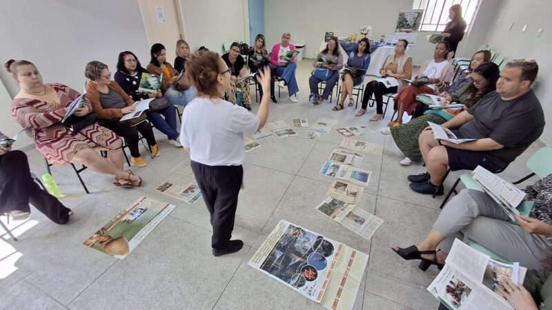 Histórias Ilustradas distribui mais de mil livros a escolas públicas municipais