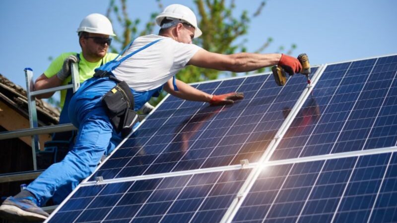 EcoPower destaca solidez e alerta para crises no setor solar